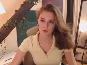 female cam girl abi_i image #2481573