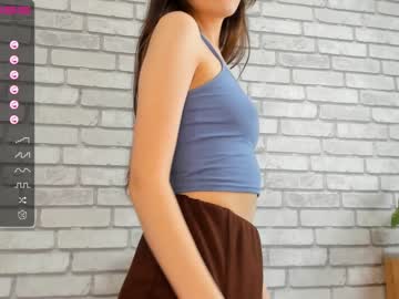 female cam girl carolynjacquelins image #3151261