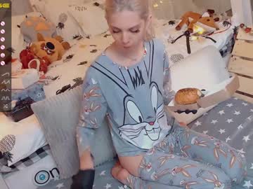 female cam girl careful_i_bite image #659003