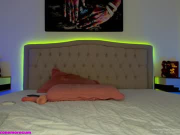 female cam girl one_more_cum image #1428911