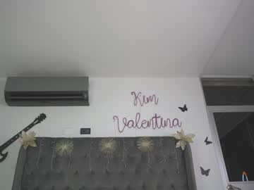 female cam girl venezolanacute image #3388985