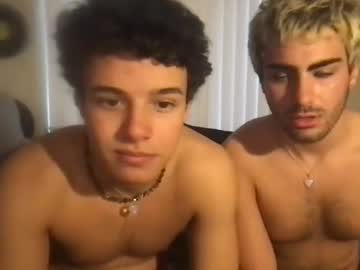 tworoommates  webcam