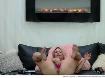 female cam girl champagnefun image #3102951