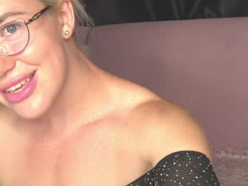 female cam girl xtina__ image #2253973