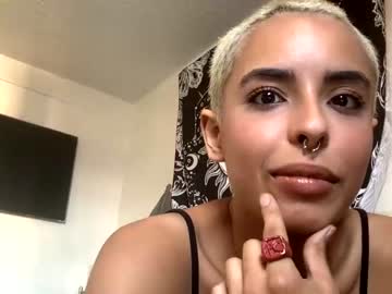 female cam girl fxrbiddenfruitt image #3955163