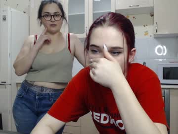 female cam couple renae_tom image #1031090