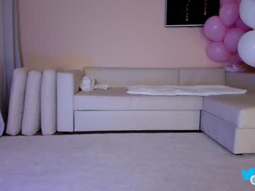 female cam girl hollyextra image #3680135