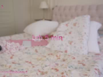 female cam girl emilia98xxx image #2618059