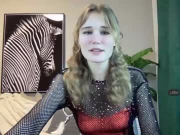 female cam girl pae0n1a image #2685832