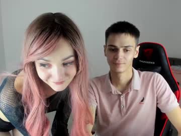 female cam couple mia_n_harry image #2647880
