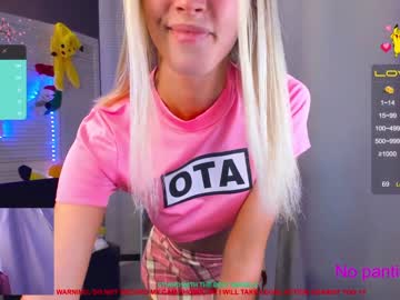 female cam girl mikki_blush image #1188517