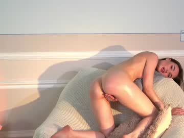 female cam girl yves_sex_laurent image #3958014
