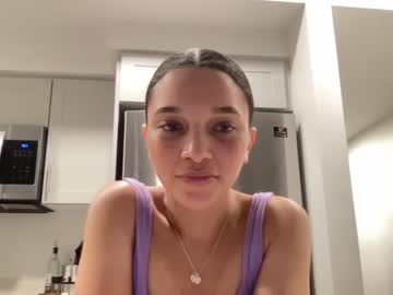 female cam girl ittybity115598 image #3482386