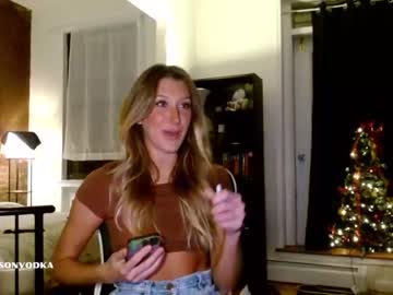 female cam girl addisonvodka image #3311427