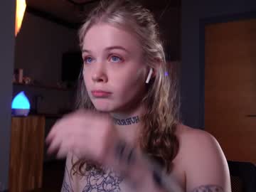female cam girl tendertainted image #2840196