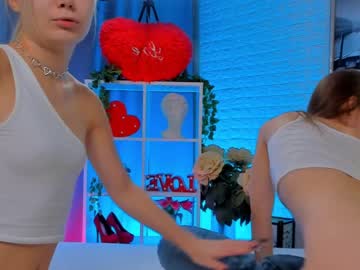 female cam couple huntertiana image #242647