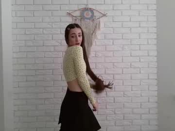 female cam girl monicabelluccii image #4052033