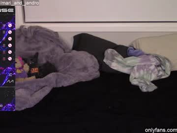 female cam girl mari_and_jandro image #282293