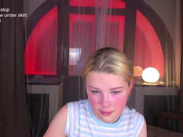female cam girl betty_blush image #3207483