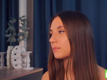 velivety  female  webcam
