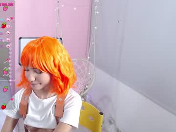 female cam girl little_effy18 image #1896455