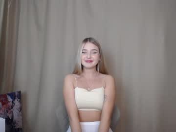 female cam girl cute18cute image #3300411