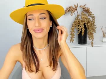 female cam girl finestchantilly image #3666616