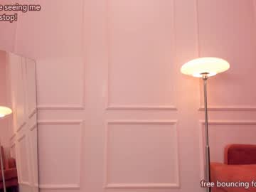 female cam couple lottie_shine image #3565949