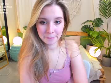 female cam girl milablush image #3287337