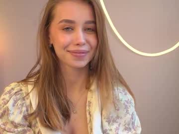 cutiee_jenny  female  webcam