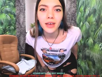 female cam girl maura_shy image #584276