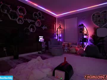 female cam girl heatherbby9 image #3116182