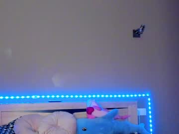 female cam girl _meganmeow_ image #2171945