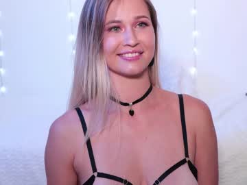female cam girl stella_and_stephan image #3658485