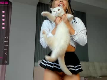 female cam girl hee_jin image #1042043