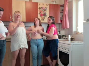 female cam couple juliana35 image #1473526