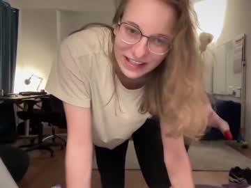 alinacolada  female  webcam