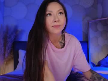 female cam girl iam_casey image #4019375