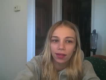 chloe_damian  webcam