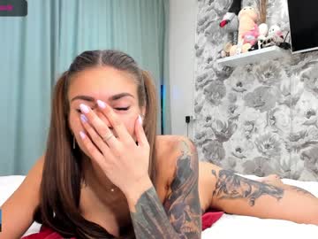 female cam girl joconda image #2134747