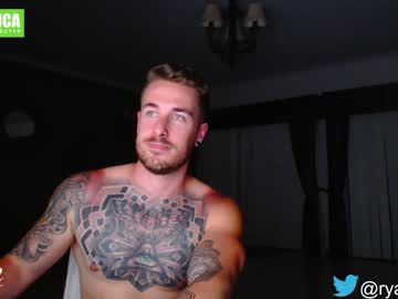 female cam man ryanjagar image #470862