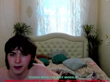 female cam couple karolina_coy image #2100373