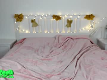 female cam girl ambertan1 image #3573219