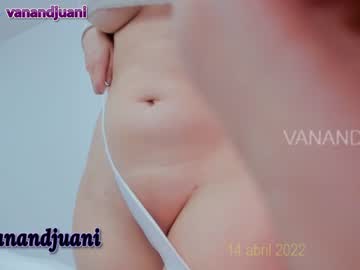 female cam girl vanandjuani image #1544340