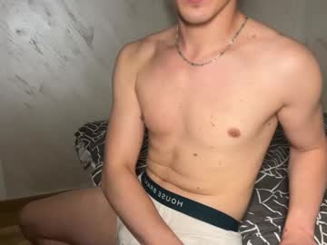 female cam man zeusdaaan image #4079435