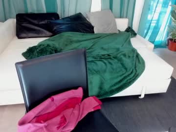 female cam girl dulceyjohn image #3227129