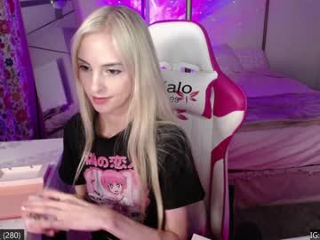 female cam girl prettygirl_elly image #1171195