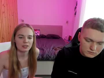 female cam couple re_lab image #4058679