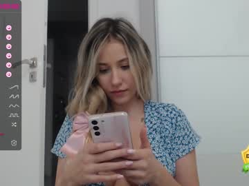 female cam girl theellenshow image #3744318