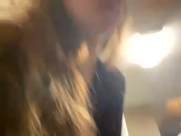 female cam girl chroniclove image #3035797